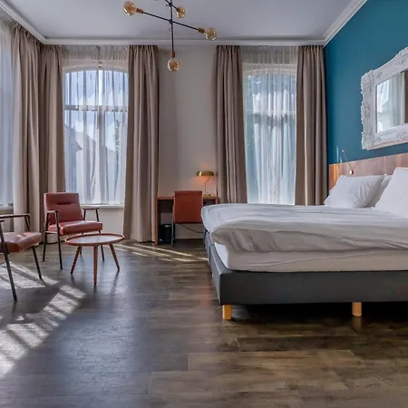 Отель Hotel Zutphen